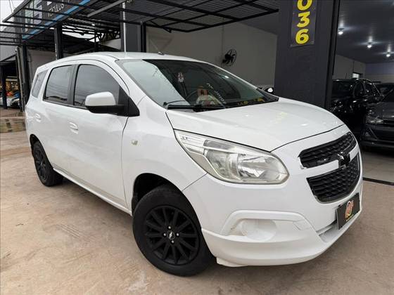 CHEVROLET SPIN 1.8 LT 8V FLEX 4P AUTOMÁTICO CHEVROLET SPIN 1.8 LT 8V FLEX 4P AUTOMÁTICO